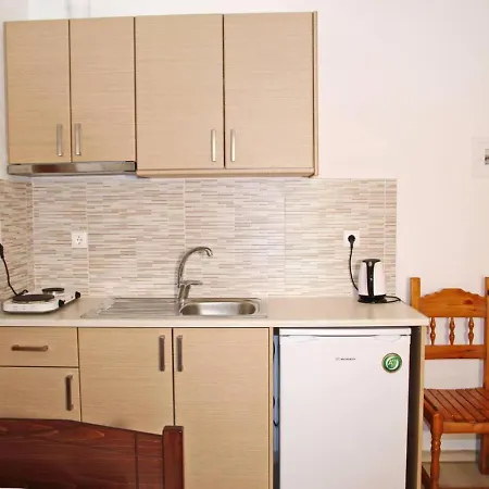 Apartment And Thomas 2 Vasiliki (Lefkada)